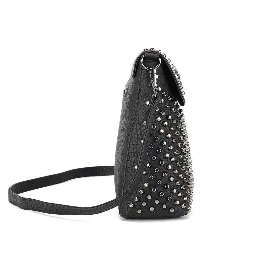 Studded 3D Skull Clutch Bag - Chic Evening Handbag for Bold Fashion Statements