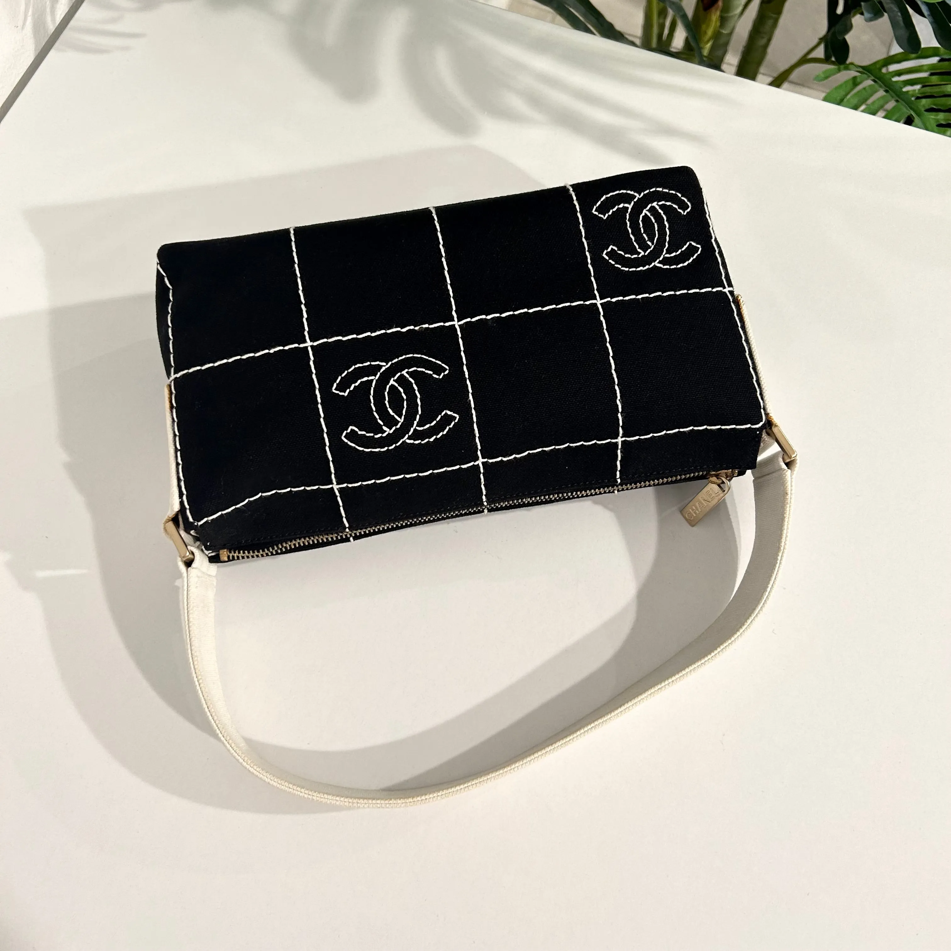 Chanel Vintage Black & White Chocolate Bar Bag