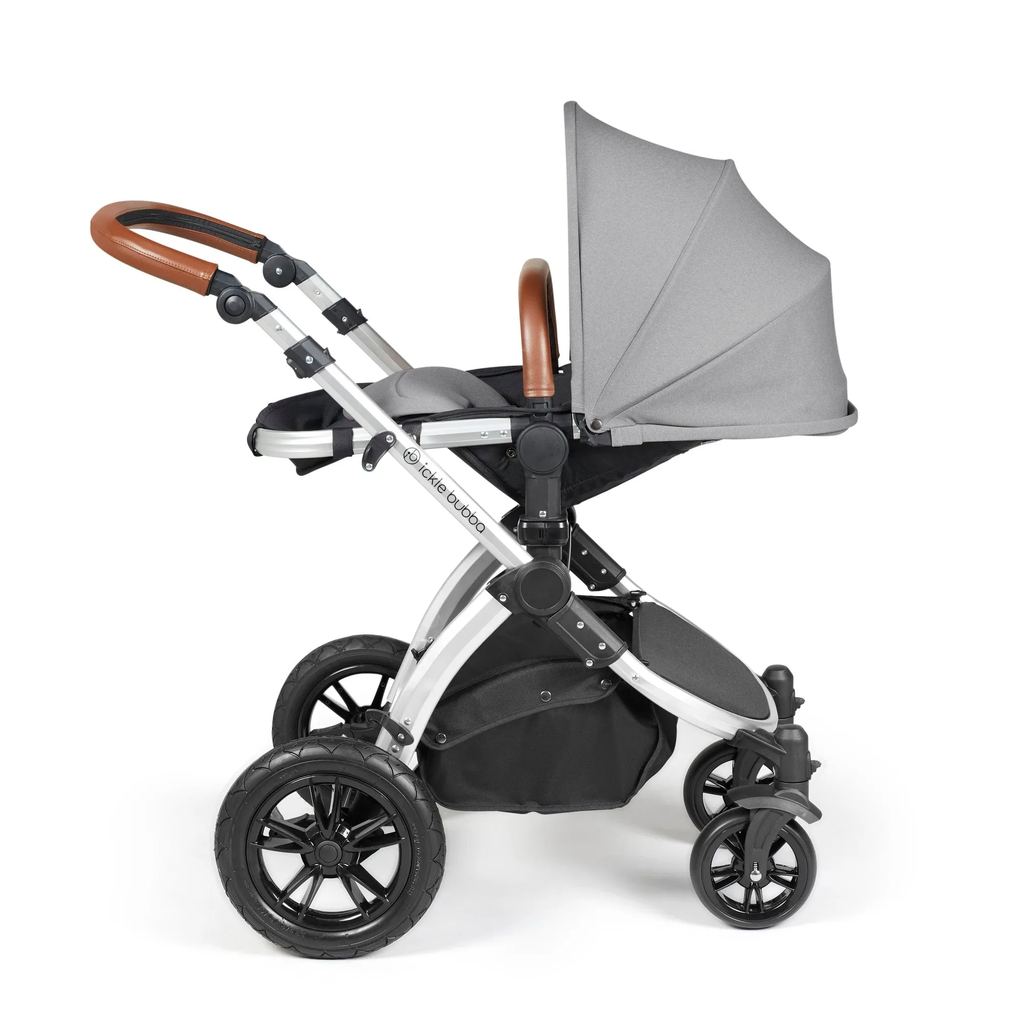 Ickle Bubba Stomp Luxe All-in-One I Size Travel System With Isofix Base (Stratus) Pearl Grey on Silver