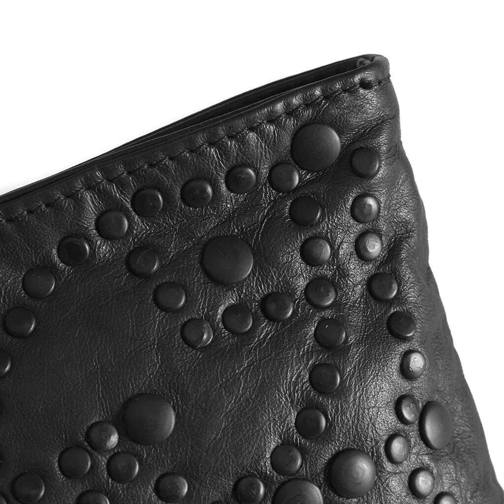 Leather clutch with matte black studs / 16230 - Black (Nero)