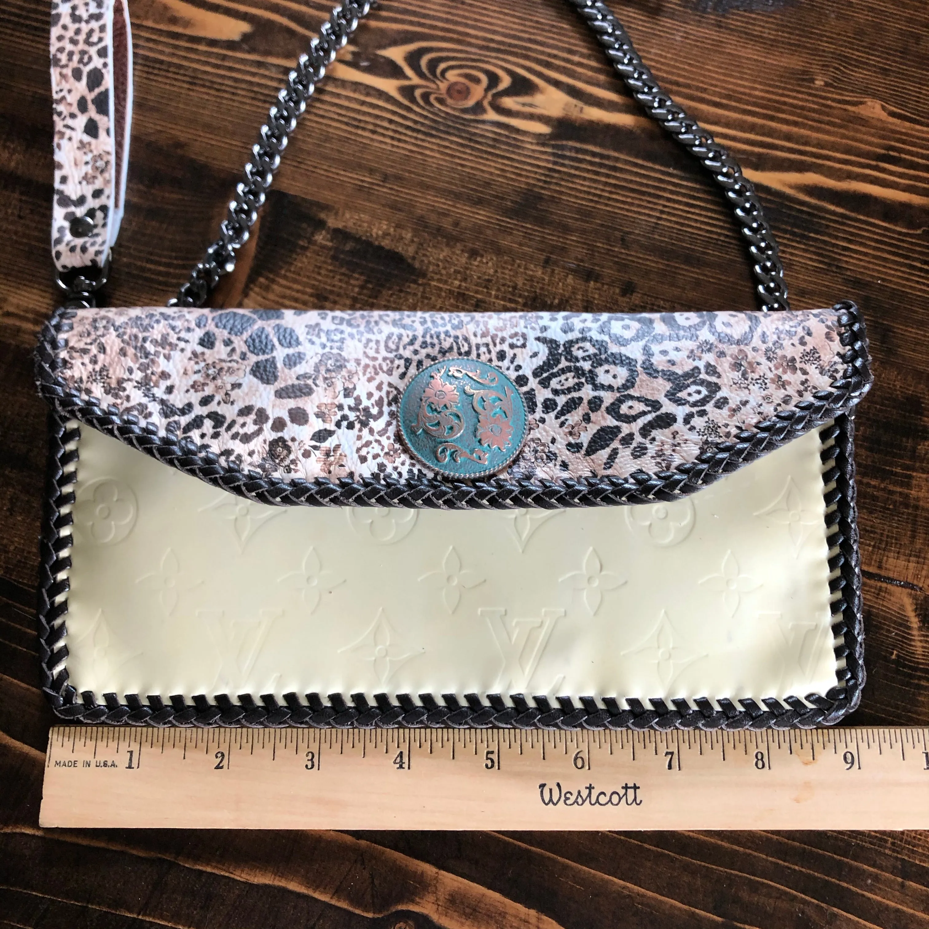 The Crane - Leopard Abstract Cream Vernis Vintage Crossbody/Clutch Bag